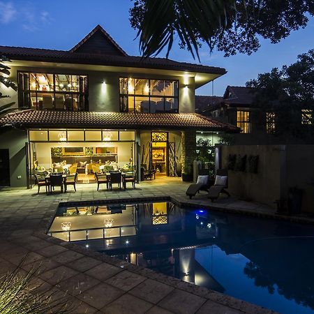 คาวรี่โคฟเกสต์เฮาส์ La Lucia ภายนอก รูปภาพ